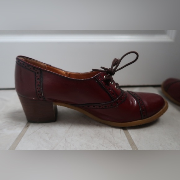 Vintage Oxford Pumps 7.5 - Picture 3 of 6